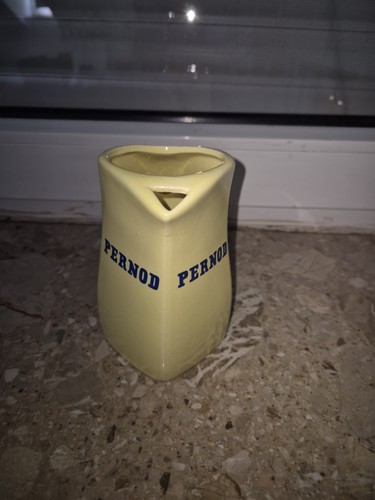 Vintage pernod wasser - pernod, krug